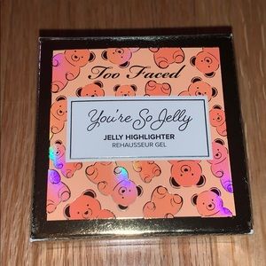 TooFaced You’re So Jelly Highlighter